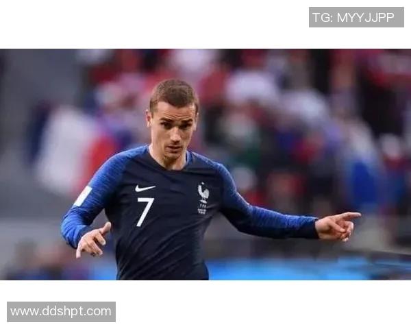 足球明星长发造型大揭秘男神们的魅力发型盘点与时尚风格分析