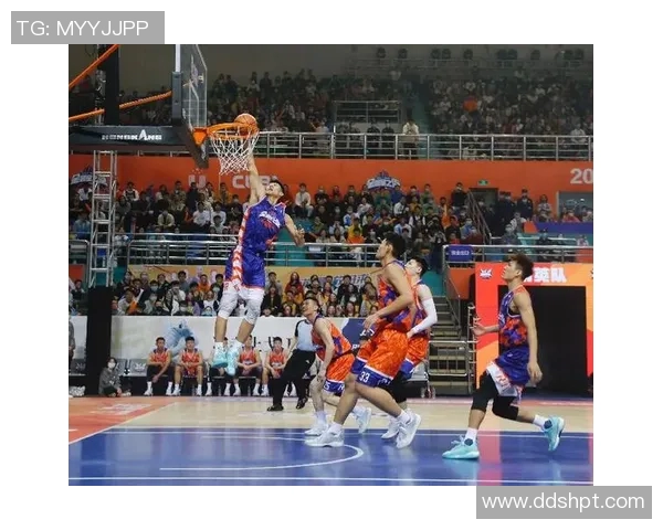 全明星篮球友谊赛精彩回顾比分分析与球员表现亮点总结